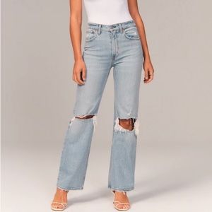 Abercrombie 90’s Relaxed Jean High Rise